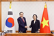 Vietnamese N A President meets with Korean Prime Minister